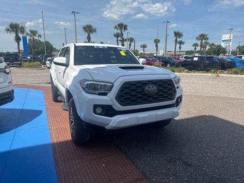 Super White 2021 Toyota Tacoma TRD Sport