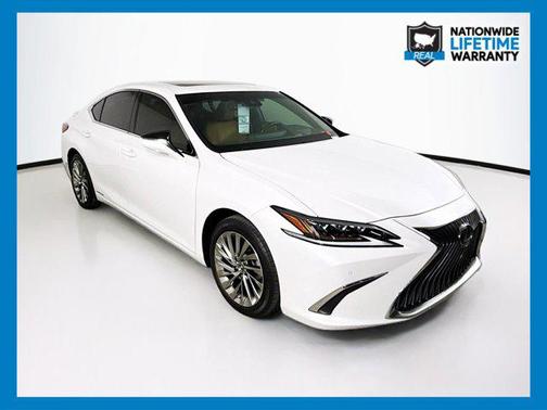 2021 Lexus ES 300h Ultra Luxury