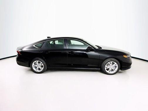 2025 Honda Accord LX 1.5T