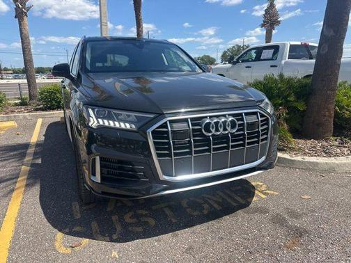 Black 2024 Audi Q7 55 Premium Plus