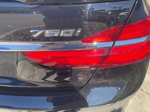 2016 BMW 750 i xDrive