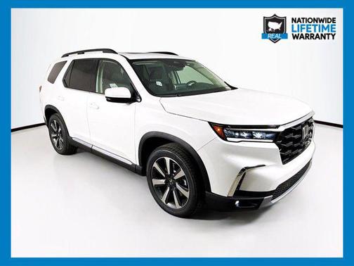 2025 Honda Pilot Touring 8-Passenger