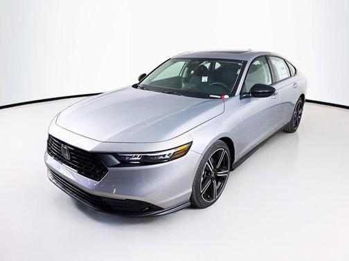 Solar Silver Metallic 2026 Honda Accord SE