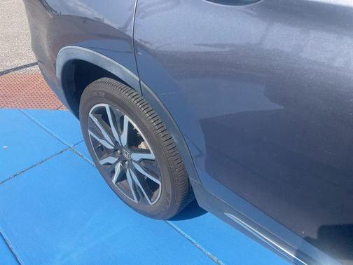 Modern Steel Metallic 2020 Honda Pilot Touring 8-Passenger