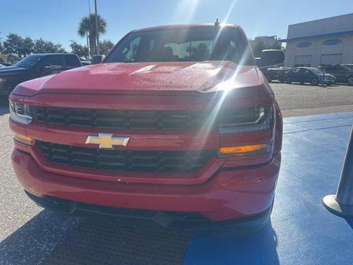 2018 Chevrolet Silverado 1500 Custom