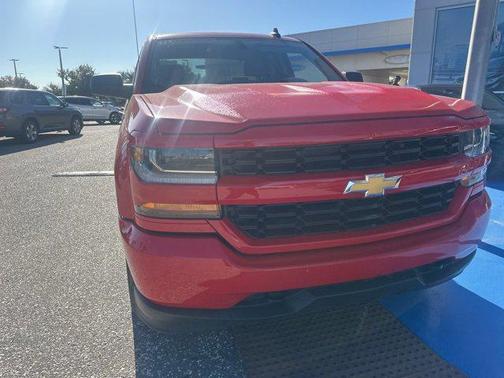 2018 Chevrolet Silverado 1500 Custom
