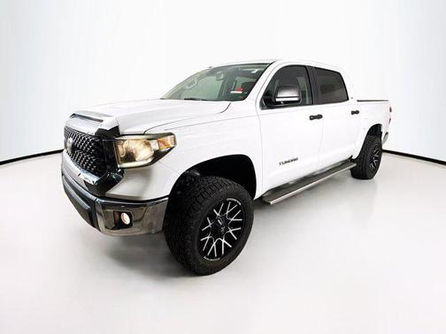 2018 Toyota Tundra SR5