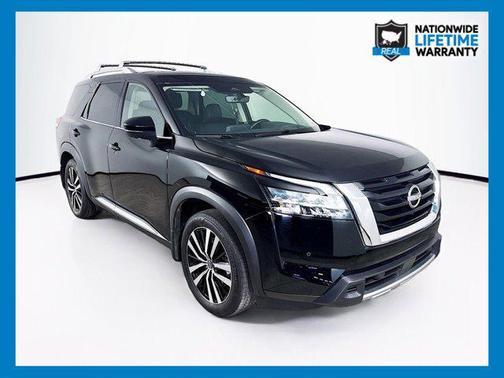 2024 Nissan Pathfinder Platinum FWD