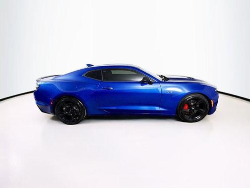 2022 Chevrolet Camaro RWD Coupe LT1