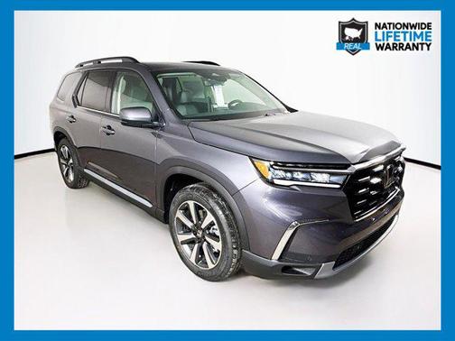 2025 Honda Pilot Touring 8-Passenger