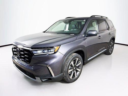 2025 Honda Pilot Touring 8-Passenger