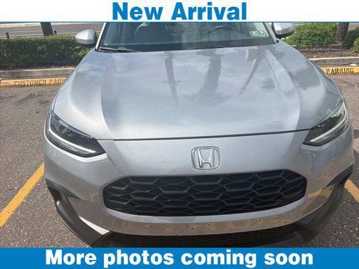 Silver 2024 Honda HR-V LX