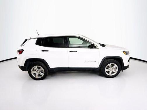 Bright White Clearcoat 2023 Jeep Compass Sport