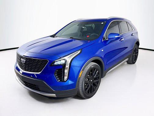 2022 Cadillac XT4 Premium Luxury