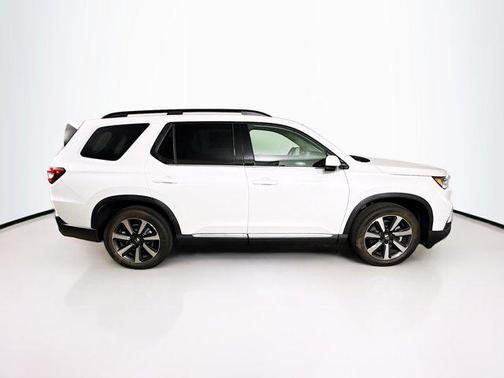 White 2025 Honda Pilot Touring 8-Passenger