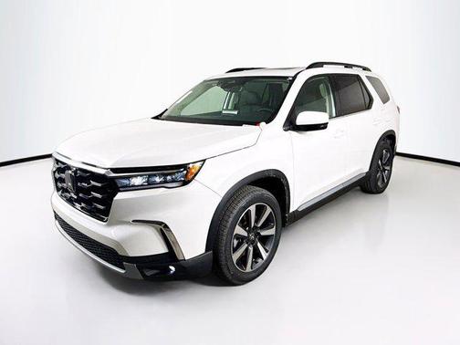 2025 Honda Pilot Touring 8-Passenger