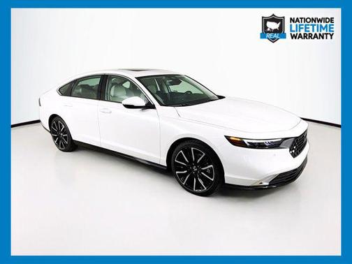 2025 Honda Accord Hybrid Touring