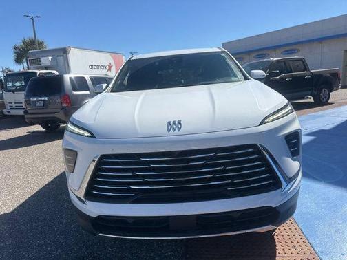 2025 Buick Enclave Preferred FWD