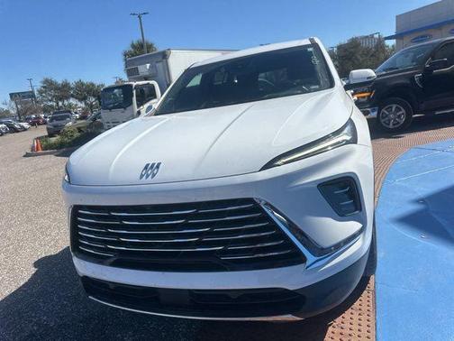 2025 Buick Enclave Preferred FWD