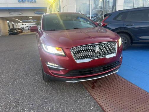 2019 Lincoln MKC Select