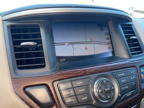 2017 Nissan Pathfinder Platinum