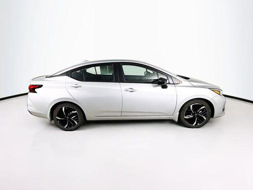 2023 Nissan Versa 1.6 S