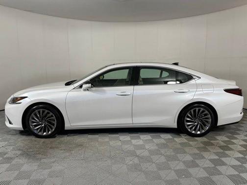 2021 Lexus ES 350 Ultra Luxury