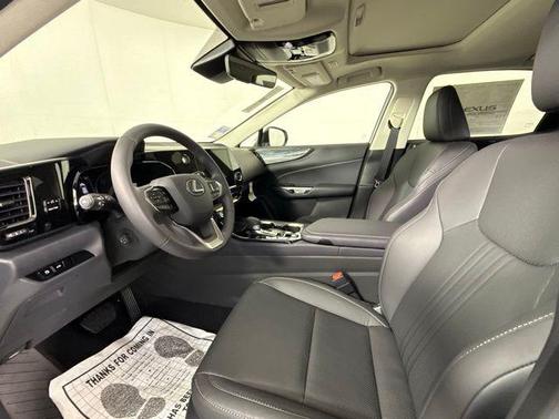 2025 Lexus NX 250 Premium