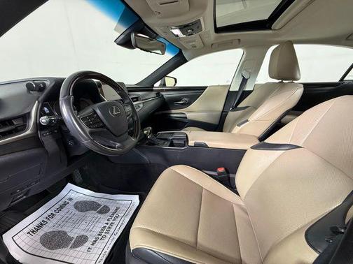 2019 Lexus ES 350 Base