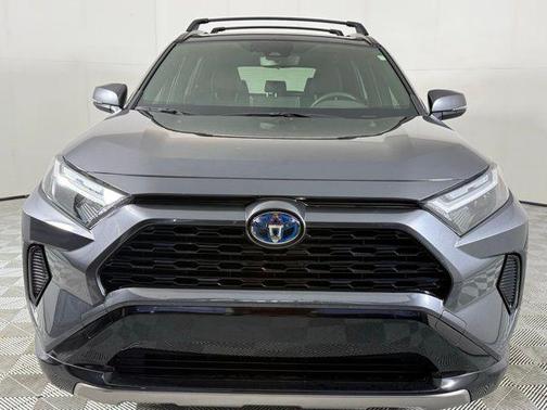 2023 Toyota RAV4 Hybrid SE