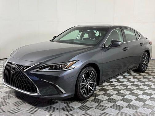 2025 Lexus ES 300h Base