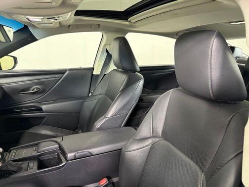 Cloudburst Gray 2022 Lexus ES 350 Base