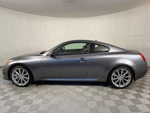 2010 INFINITI G37 Journey