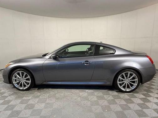 2010 INFINITI G37 Journey
