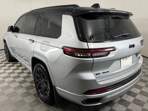 2023 Jeep Grand Cherokee L Summit Reserve