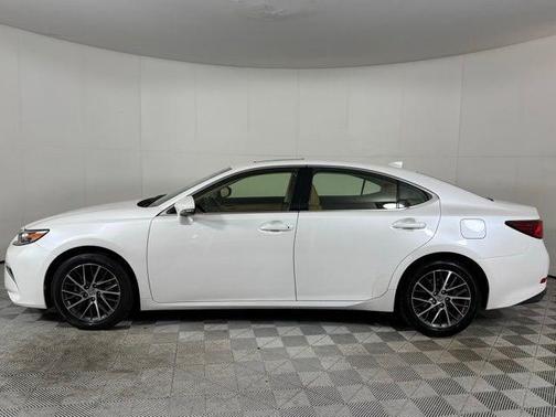 2016 Lexus ES 350 Base
