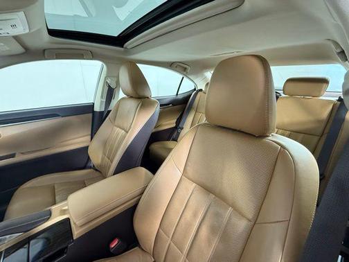 2016 Lexus ES 350 Base