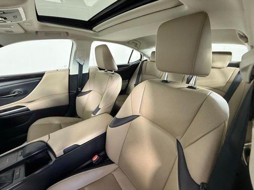 2019 Lexus ES 350 F Sport