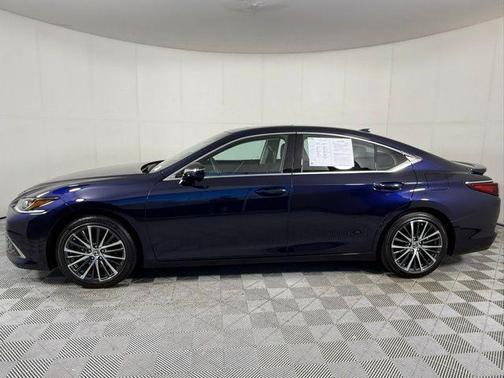 2023 Lexus ES 350 Base