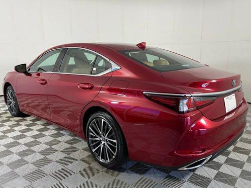 2025 Lexus ES 350 Base