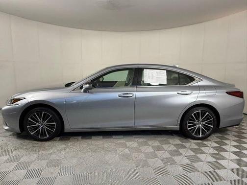 2022 Lexus ES 350 Base