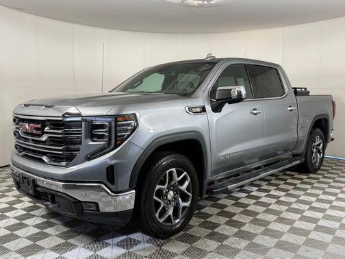 Sterling Metallic 2023 GMC Sierra 1500 SLT