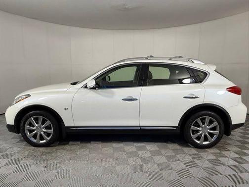 2017 INFINITI QX50 Base