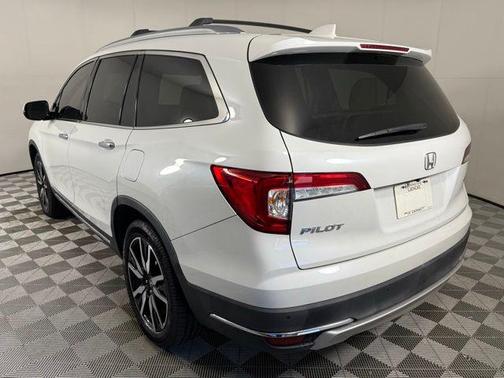 2020 Honda Pilot Touring 8-Passenger