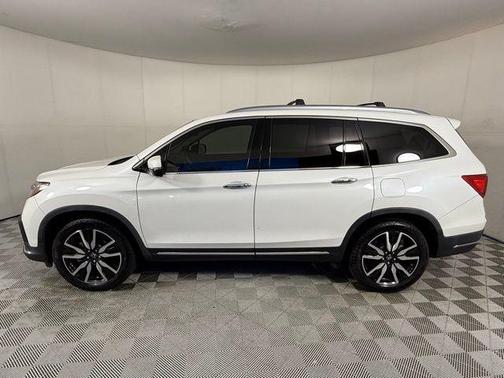 2020 Honda Pilot Touring 8-Passenger