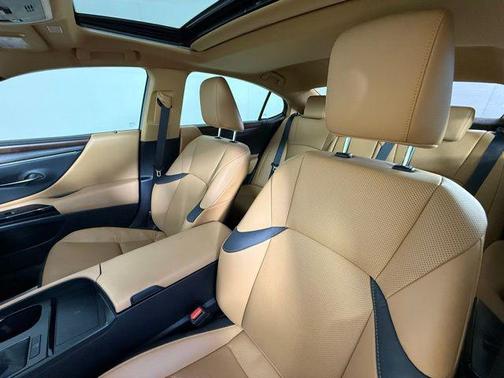 2024 Lexus ES 350 Base