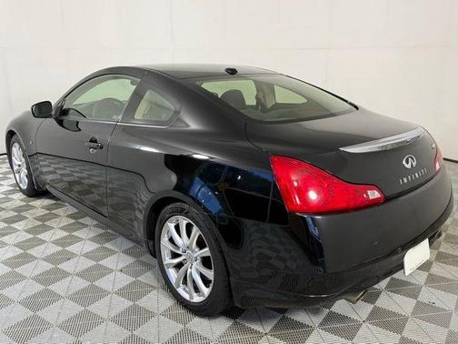 2014 INFINITI Q60 Journey