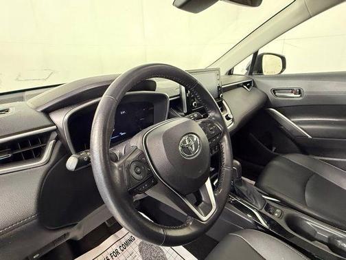 2022 Toyota Corolla Cross XLE