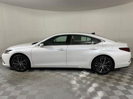 2025 Lexus ES 350 Base
