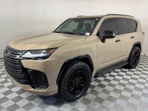 2025 Lexus LX 700h Overtrail